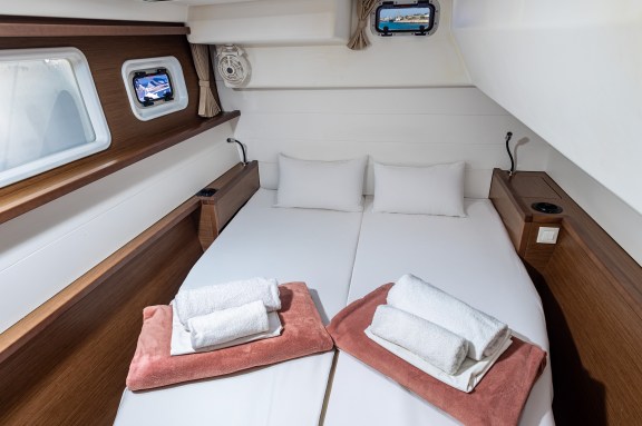 Image of Mary One yacht #32