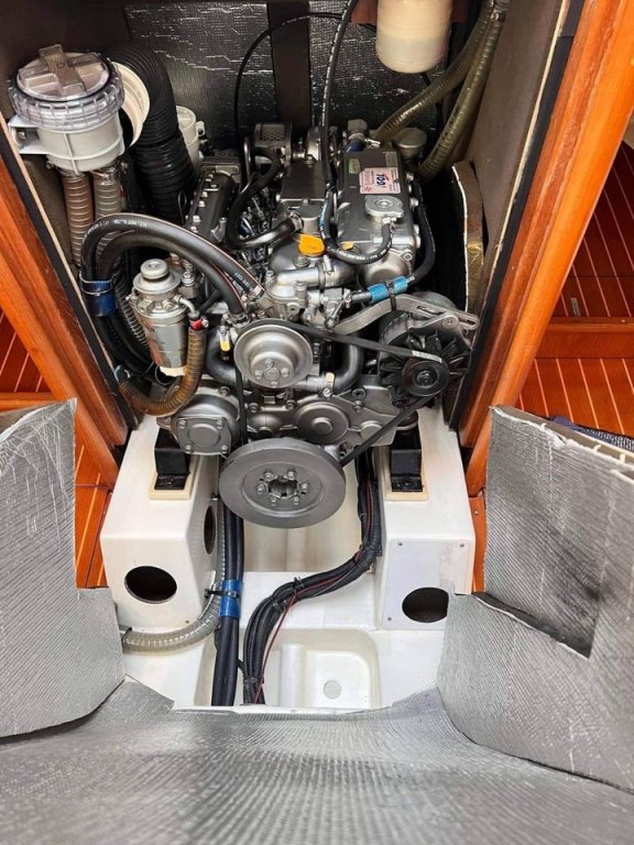 Image of Family yacht #24