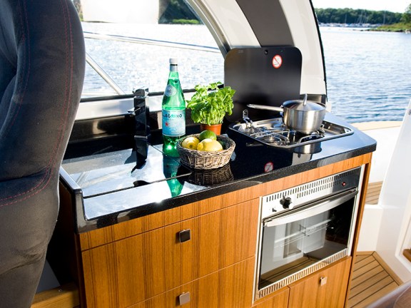 Image of Aurora yacht #12