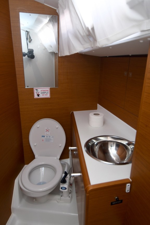 Image of Euros yacht #13