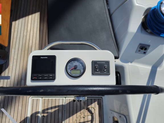 Image of Vivo yacht #4