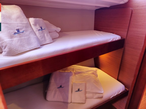 Image of Vivo yacht #37