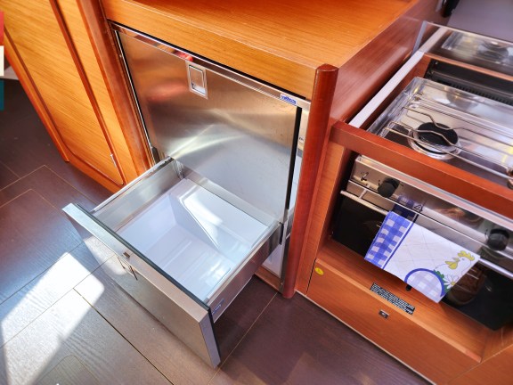 Image of Nika yacht #22