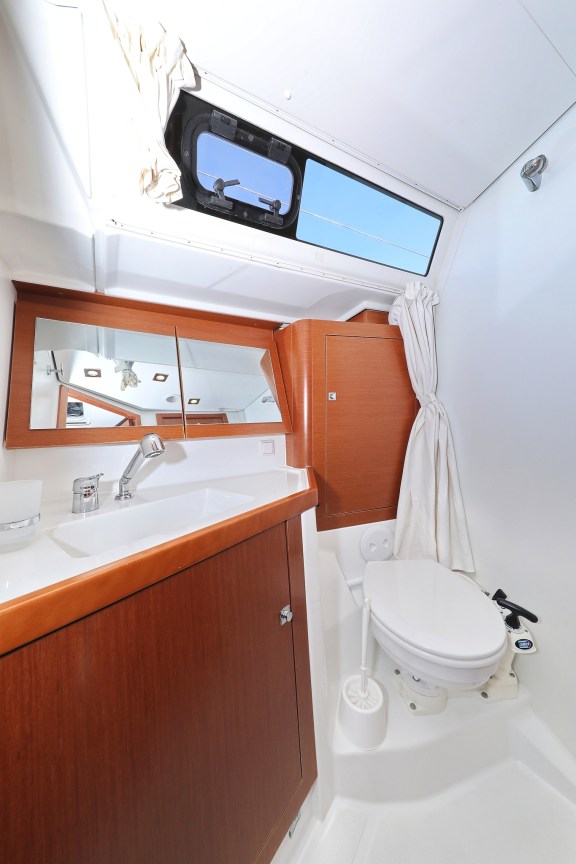 Image of Zephyra yacht #37