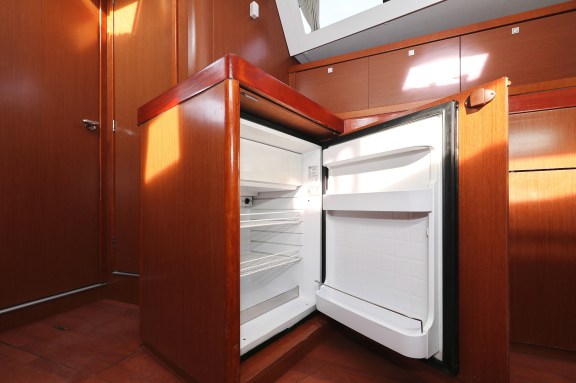 Image of Zephyra yacht #41