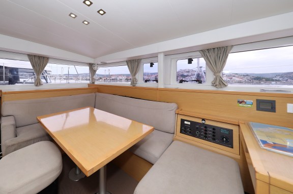 Image of Ladies First yacht #11