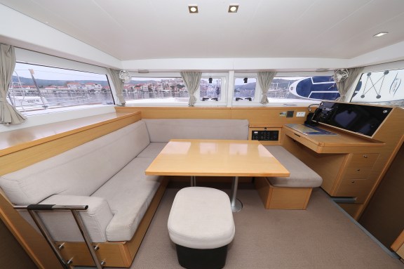 Image of Ladies First yacht #12