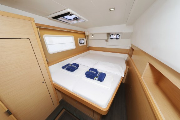 Image of Ladies First yacht #19