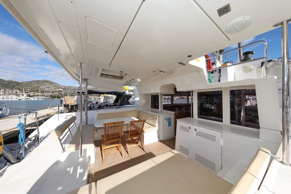 Image of Dorka V yacht #5