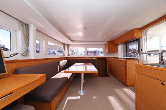 Image of Dorka V yacht #11