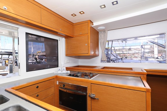 Image of Dorka V yacht #39