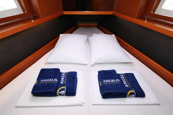 Image of Zyntha yacht #32