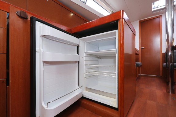 Image of Zyntha yacht #41