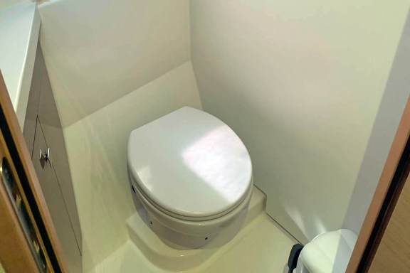 Image of Waterloo yacht #34