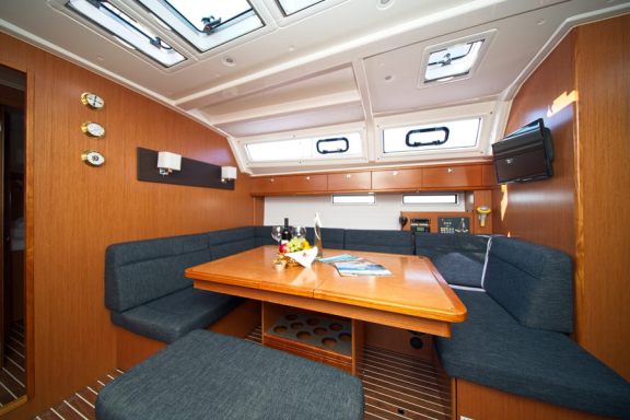 Image of MH 50 yacht #12