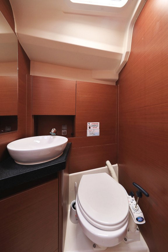 Image of Vivien yacht #16