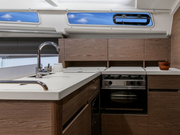 Image of Free Spirit yacht #11