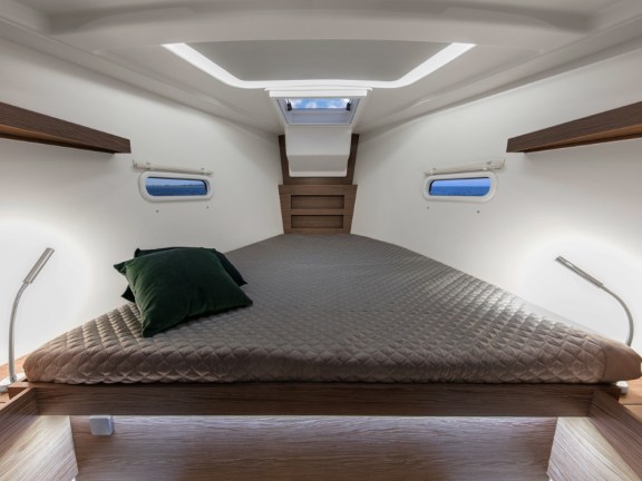 Image of Free Spirit yacht #12