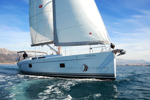 Image of Golden Box yacht #6