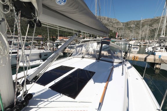 Image of Chloe yacht #5