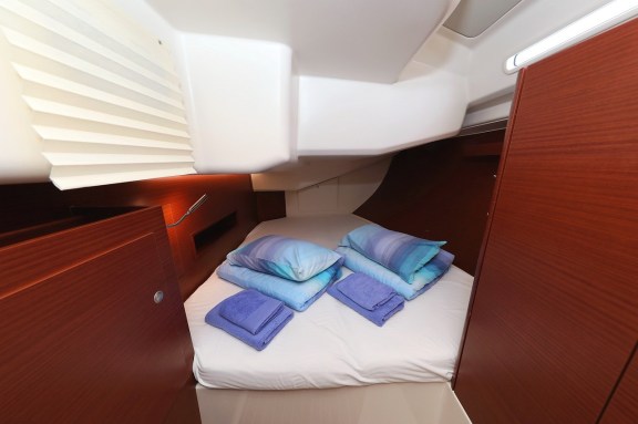 Image of Mika yacht #12