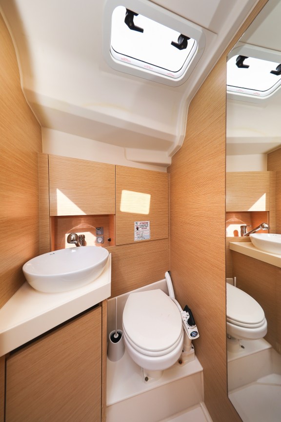 Image of Blue Eagle yacht #17