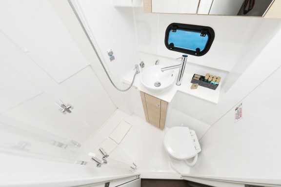 Image of Chimaera yacht #28