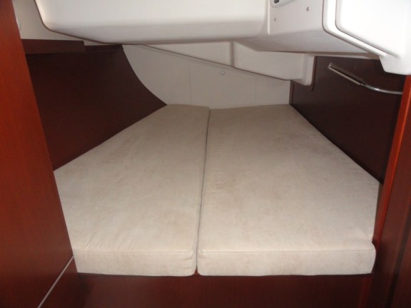 Image of Riana yacht #16