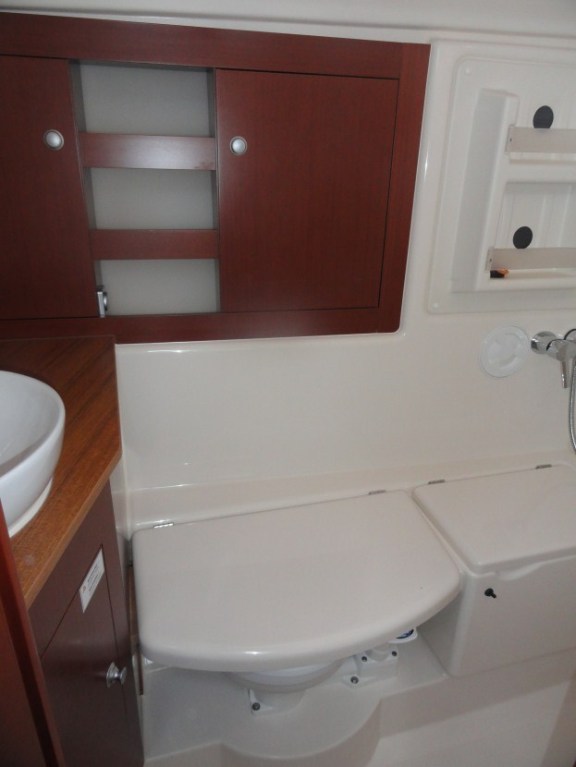 Image of Riana yacht #19