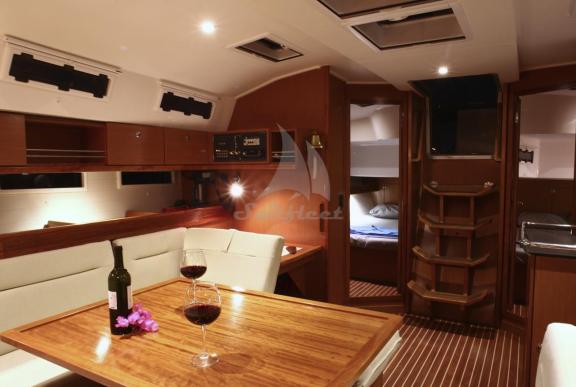 Image of Sail Bravo yacht #6