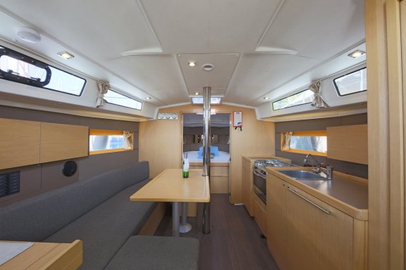 Image of Summer Breeze 1 yacht #3