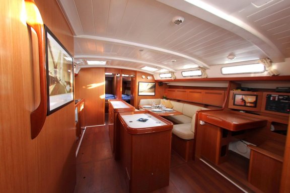 Image of Lucky Dice yacht #6