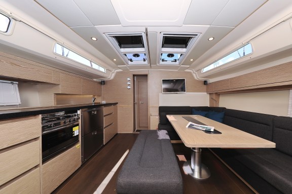 Image of Attraction yacht #16