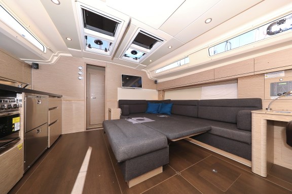 Image of Attraction yacht #17