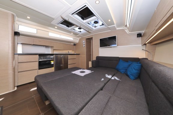 Image of Attraction yacht #18