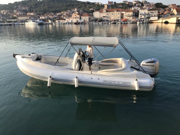 Image of Scanner Envy 710 yacht #10