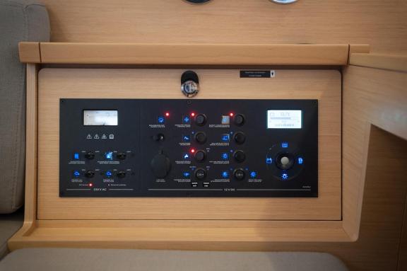 Image of Lady Dom yacht #19