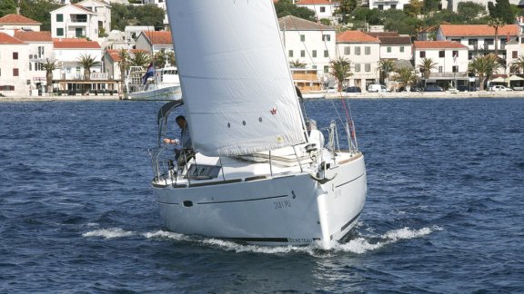 Image of LL Skyhawk yacht #8
