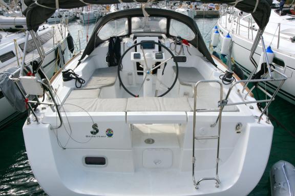 Image of LL Skyhawk yacht #4