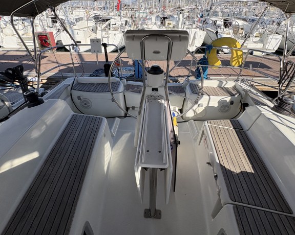 Image of Sail Mira yacht #5