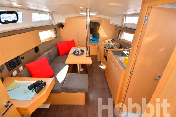 Image of Hobbit yacht #3
