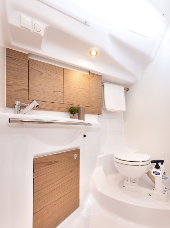 Image of Danu yacht #12