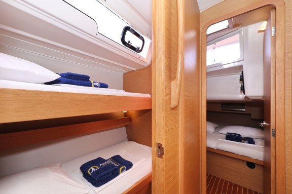 Image of Air Star yacht #28