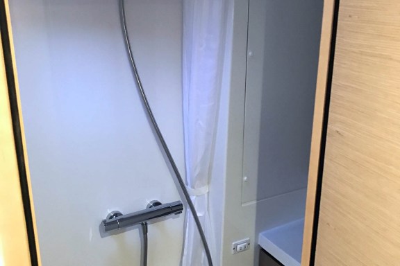 Image of Lingaro yacht #43