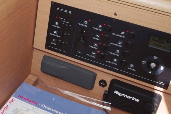 Image of Marie yacht #12