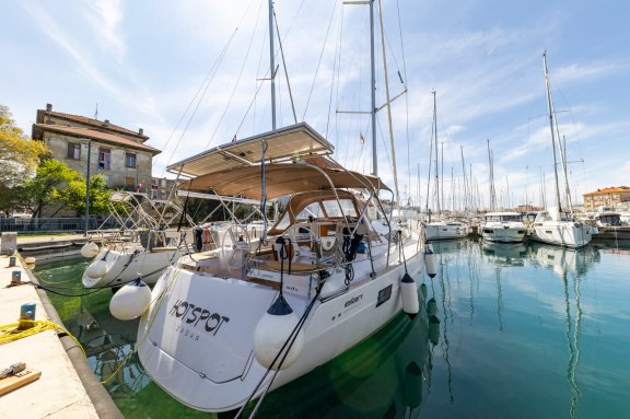 Image of Hotspot yacht #3