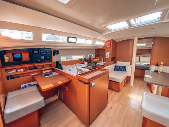 Image of Aquaholic yacht #9