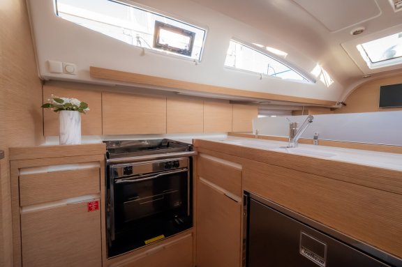 Image of Despacito yacht #9