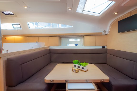 Image of Adelyna yacht #7