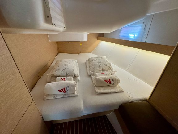 Image of Adelyna yacht #11